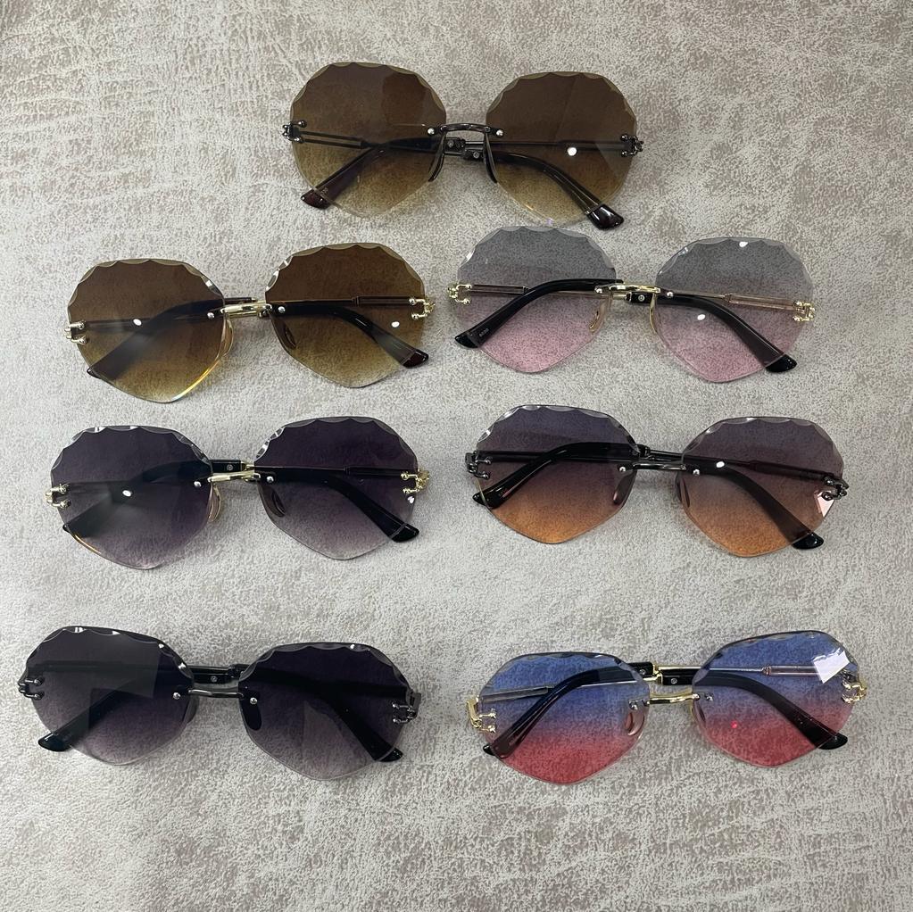 Heart Shape Rimless Ladies Black Frame Sunglasses for Women