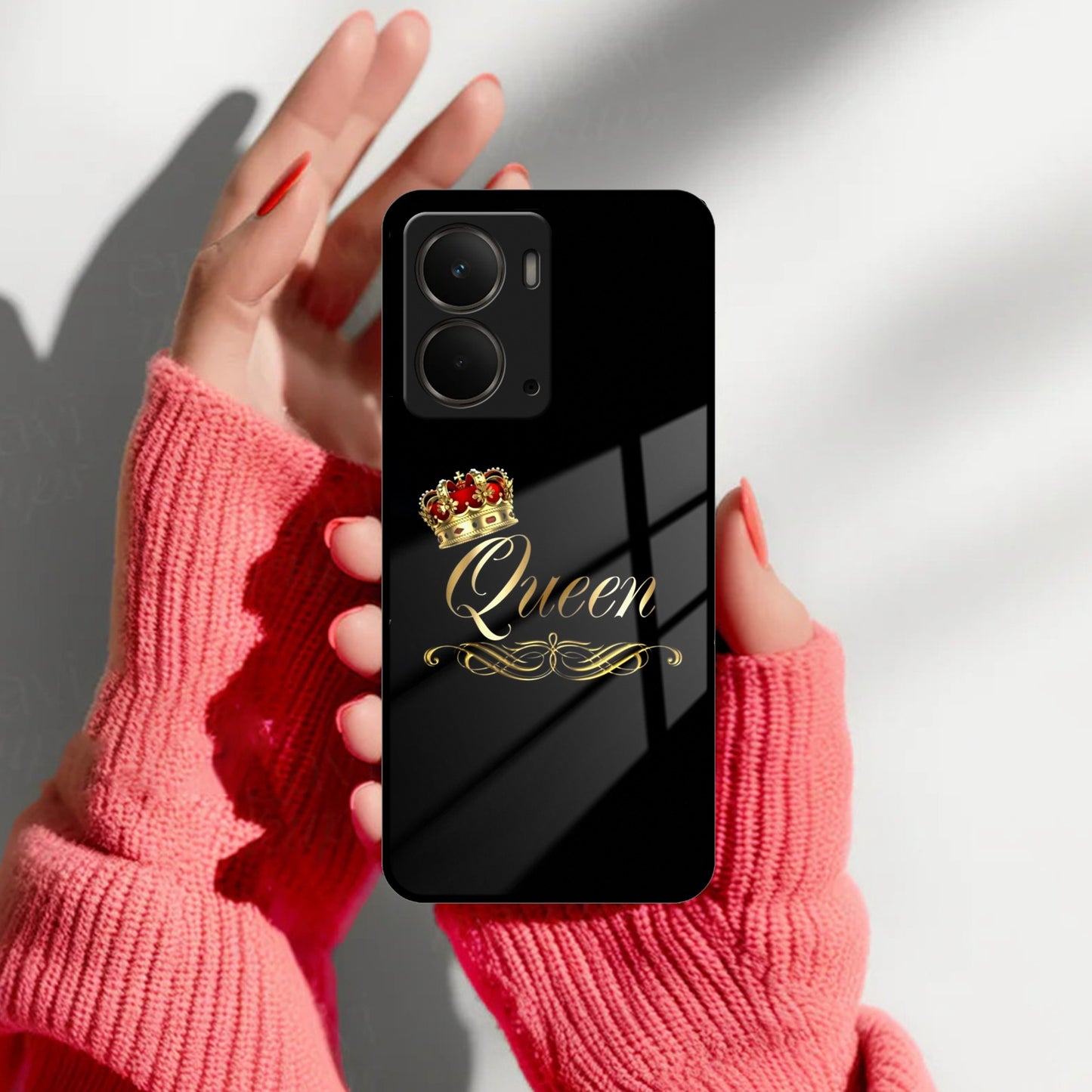 Cute Queen With Crown Glass Case For Realme/Narzo