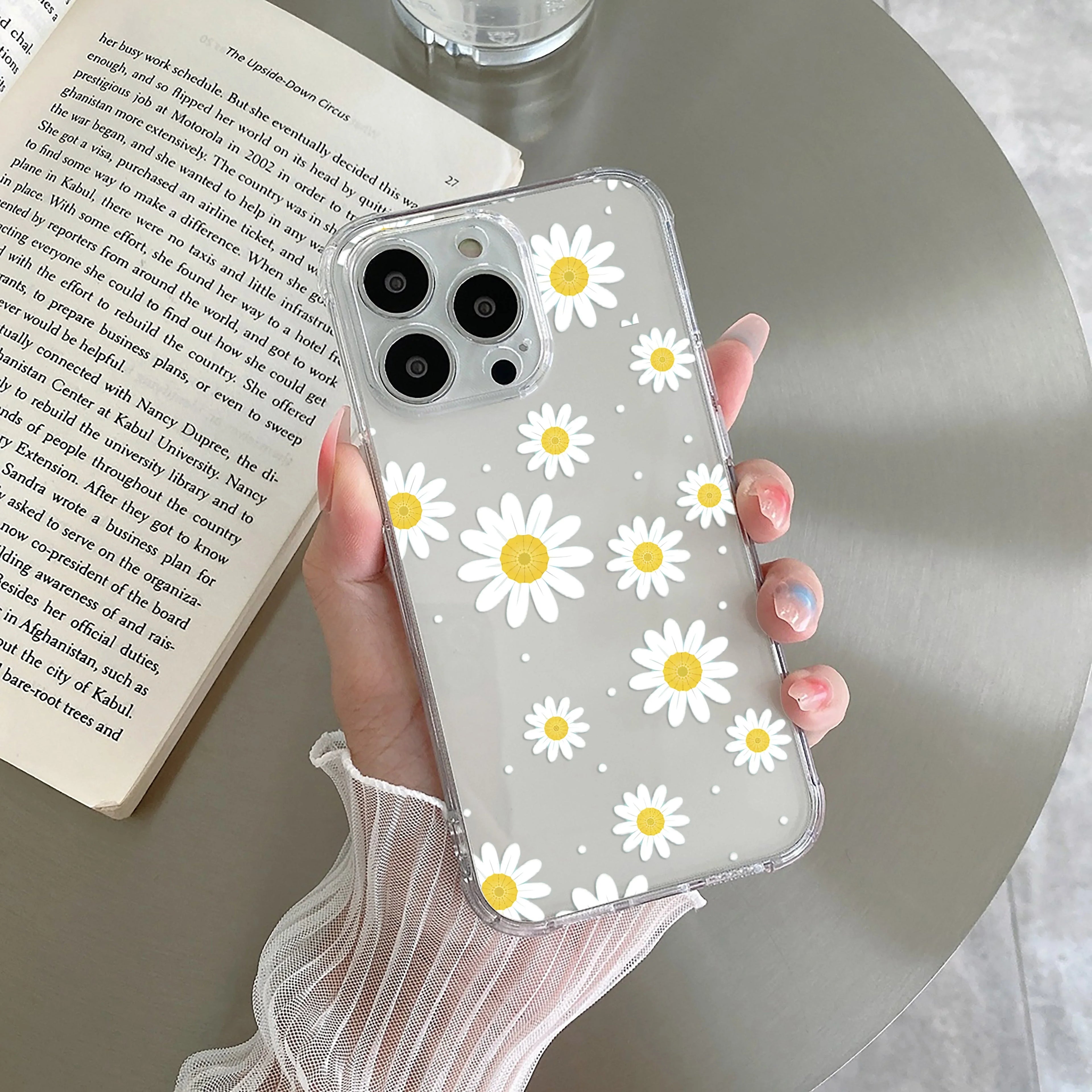 Beautiful Daisy Floral Transparent Silicon Case For Google - ShopOnCliQ