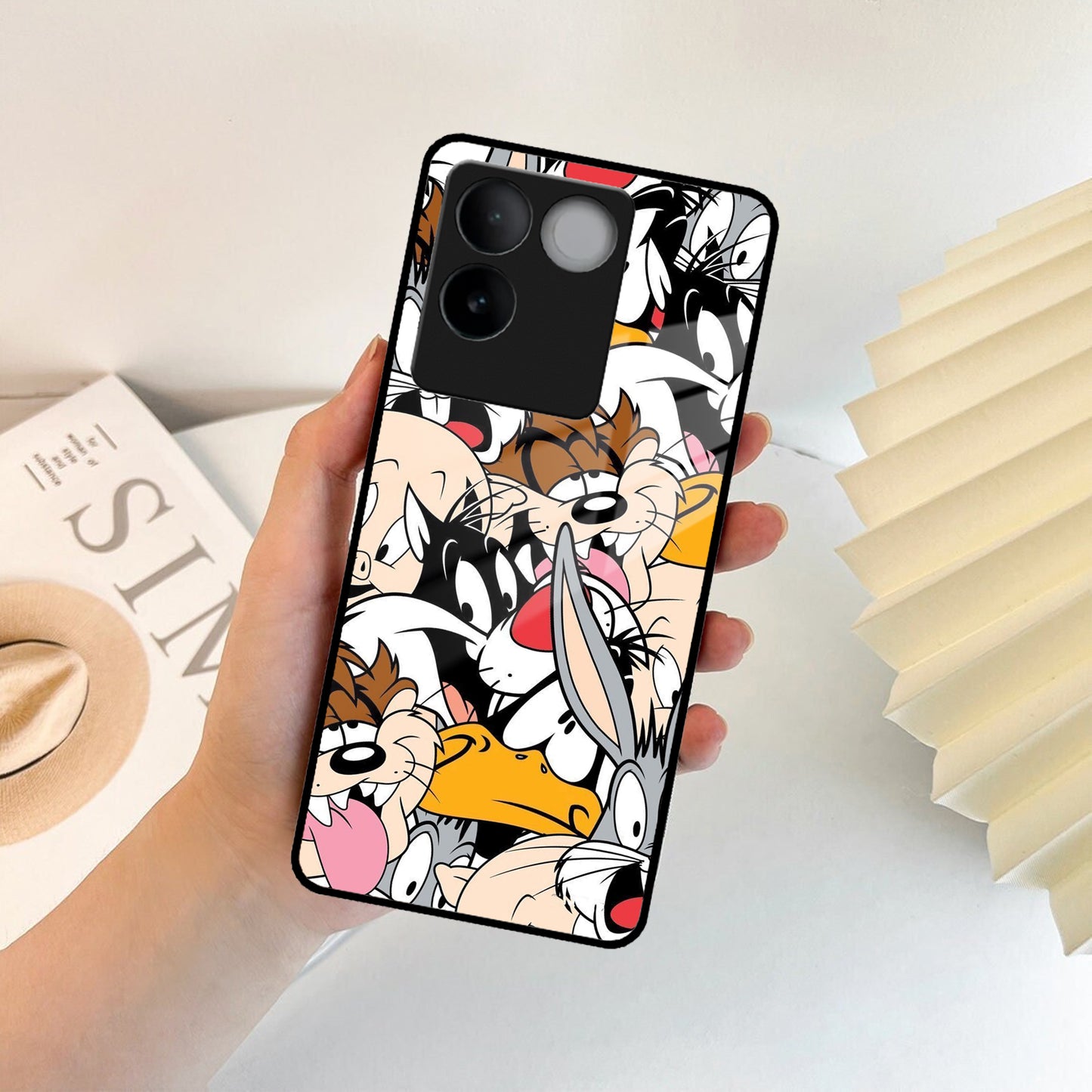 Cute Bugs Bunny Glossy Metal Case Cover For Vivo ShopOnCliQ