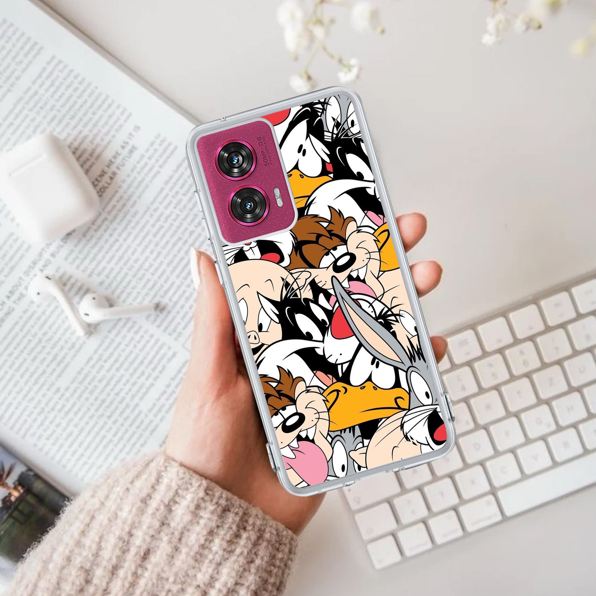 Cute Bugs Bunny Silicon Case For Motorola ShopOnCliQ