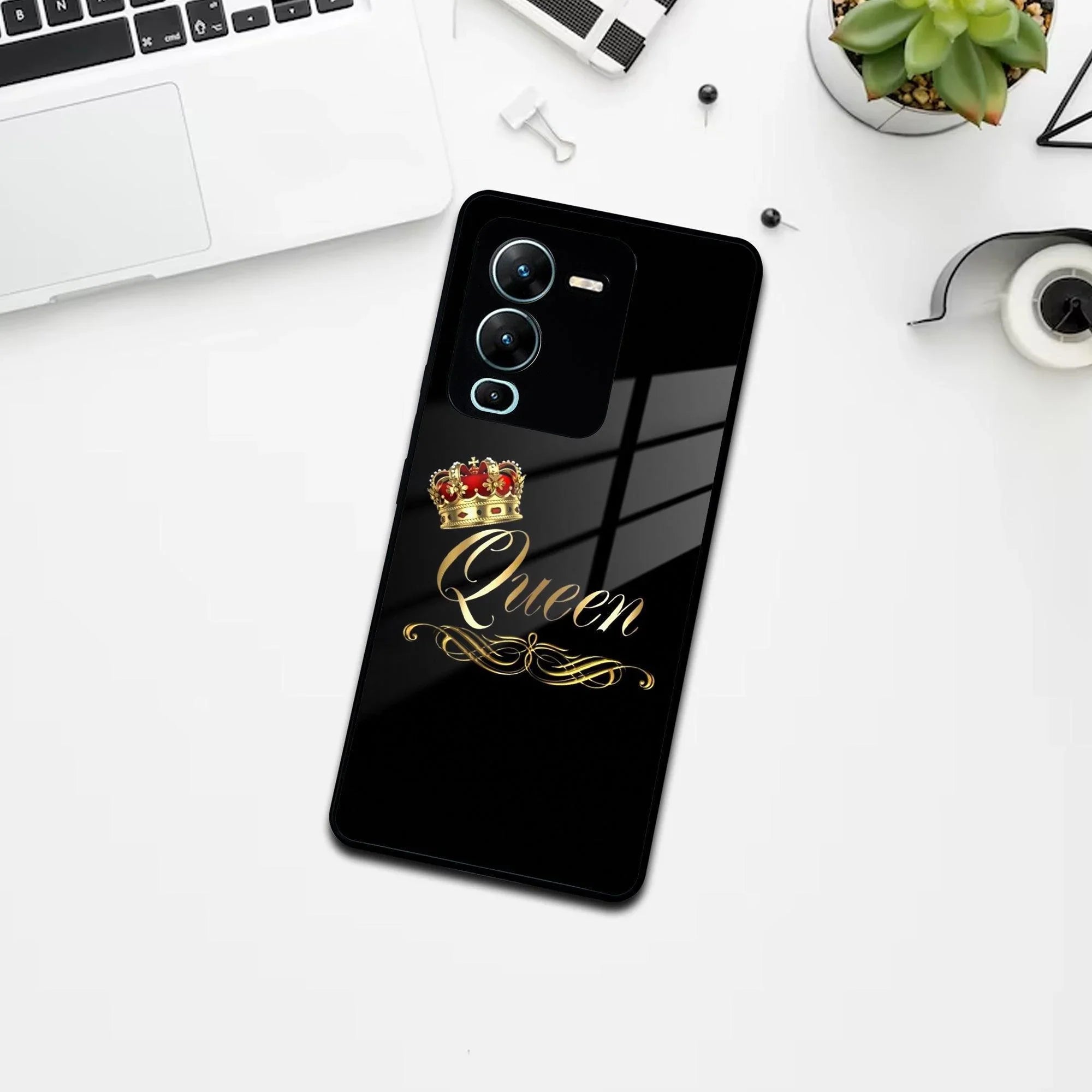 Cute Queen With Crown Glass Case For Vivo - ShopOnCliQ