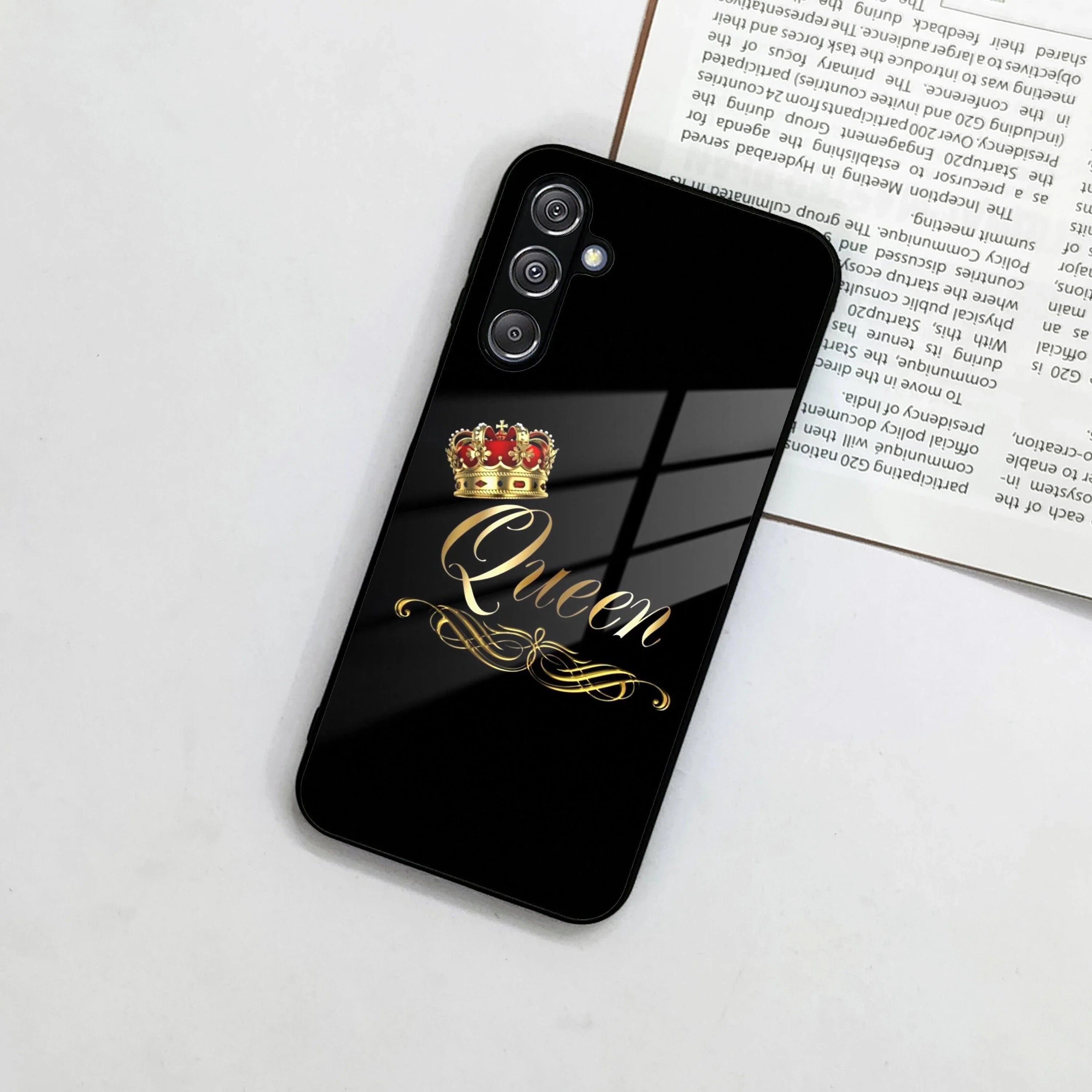Cute Queen With Crown Glass Case for Samsung - ShopOnCliQ