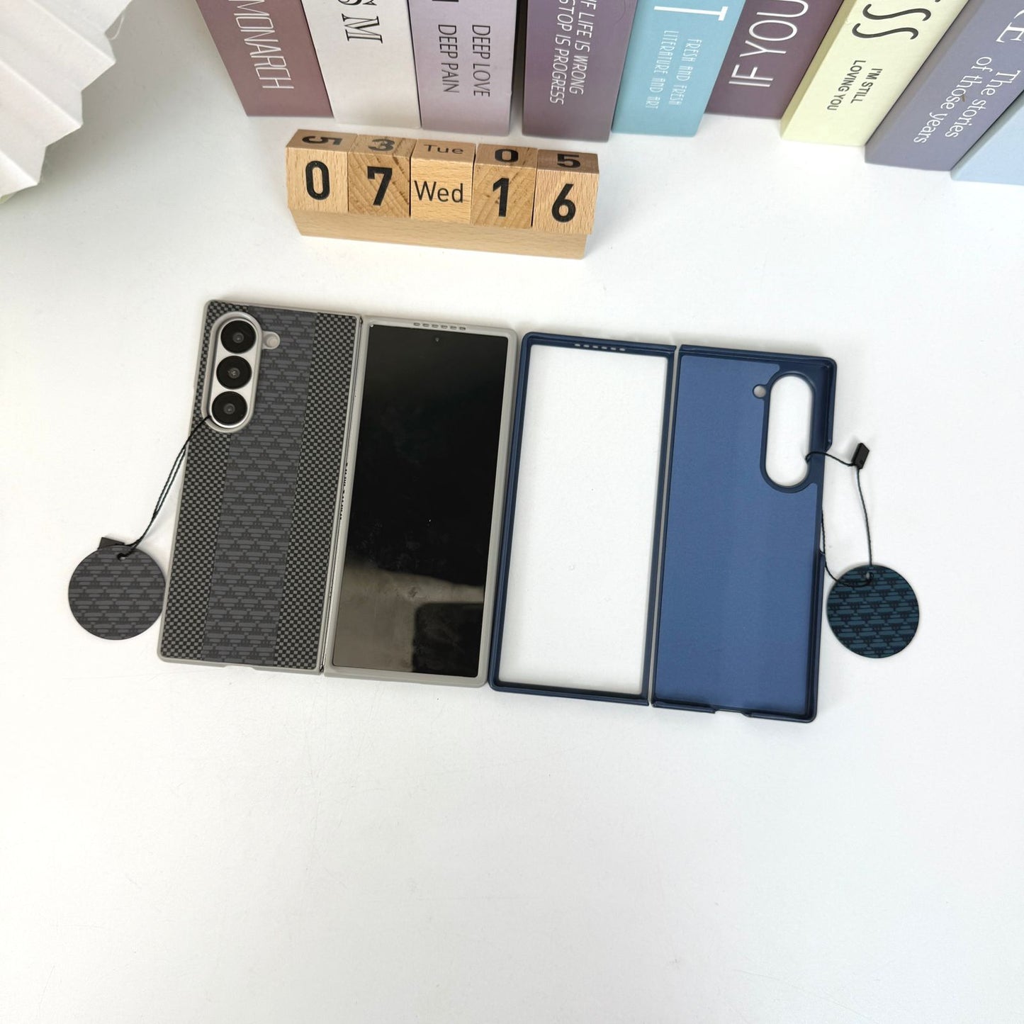 Luxury Pattern Flip Cover for Samsung Galaxy Z Fold – Stylish Protective Case with Grip Strap