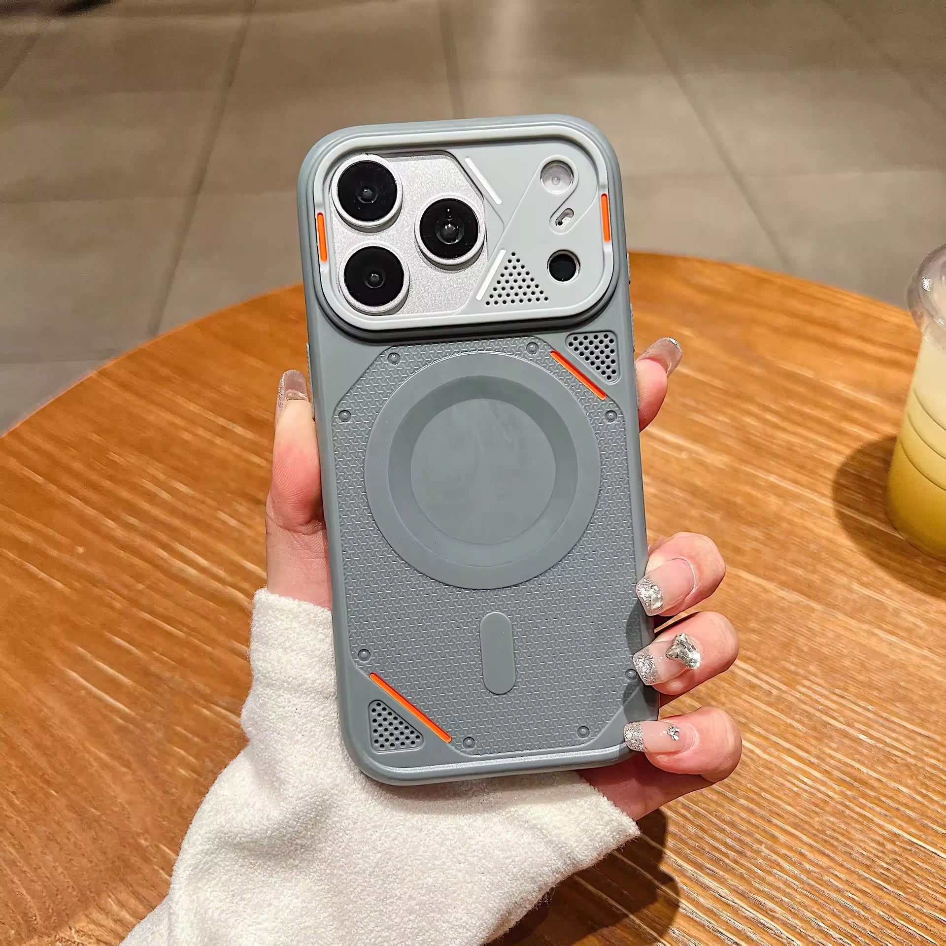 Heat Dissipation Magnetic Armor Case for iPhone