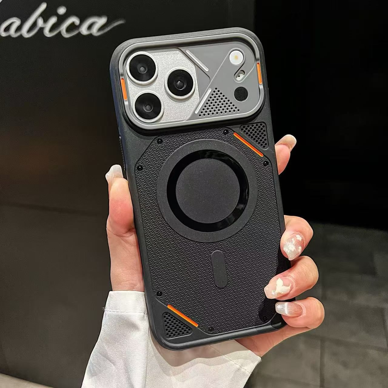 Heat Dissipation Magnetic Armor Case for iPhone