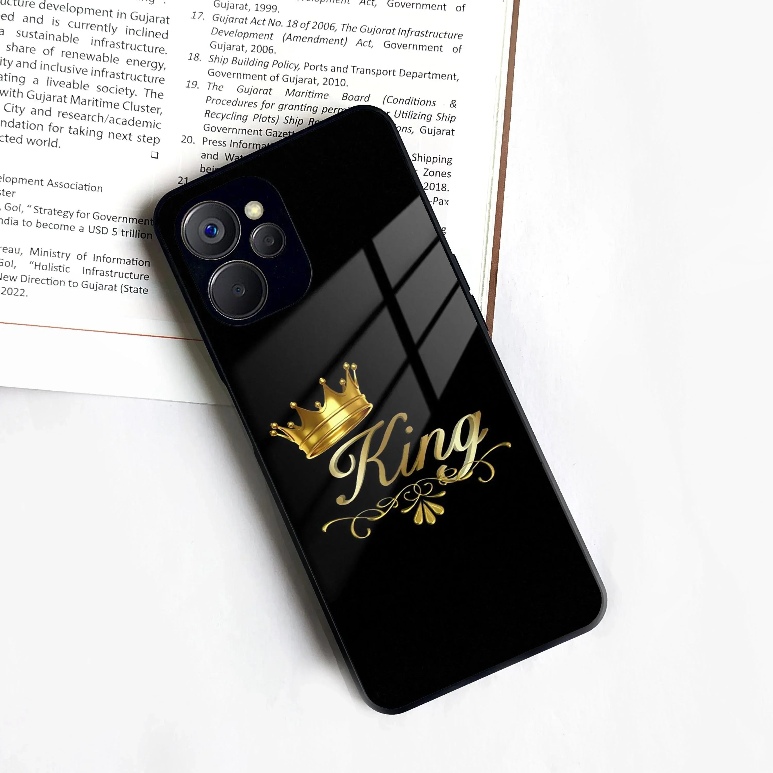 Cute King With Crown Glass Case For Realme/Narzo - ShopOnCliQ