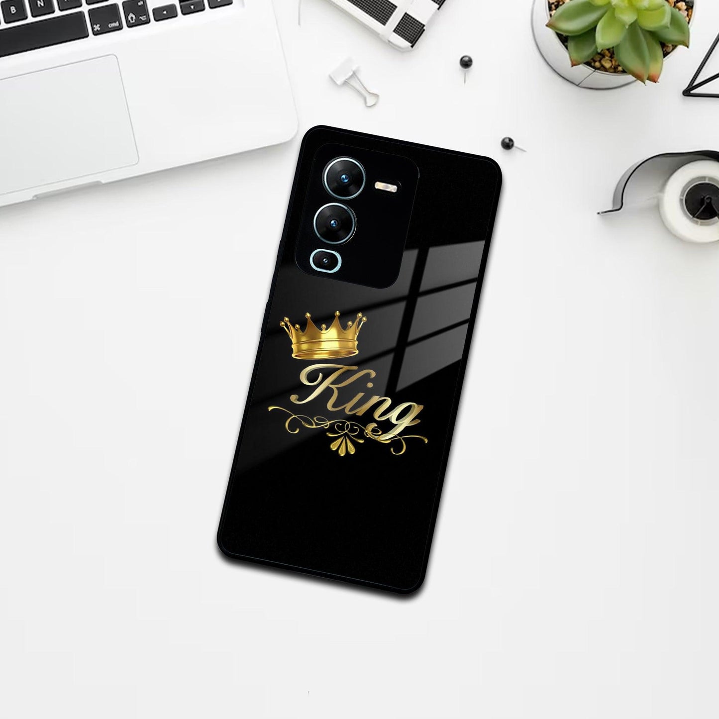 Cute King With Crown Glass Case For Vivo