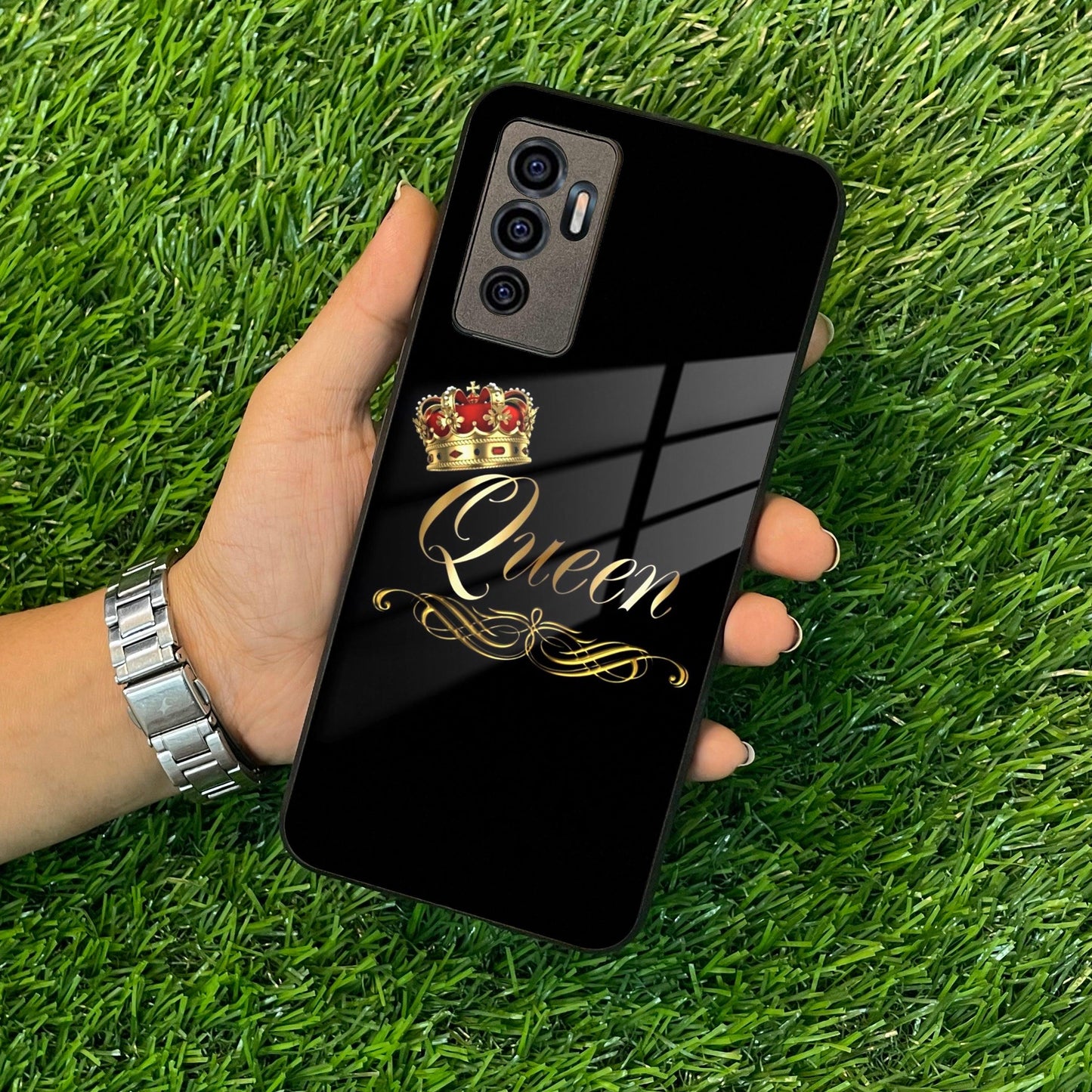 Cute Queen With Crown Glass Case For Vivo