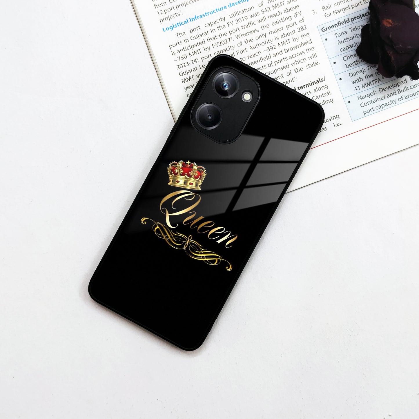 Cute Queen With Crown Glass Case For Realme/Narzo