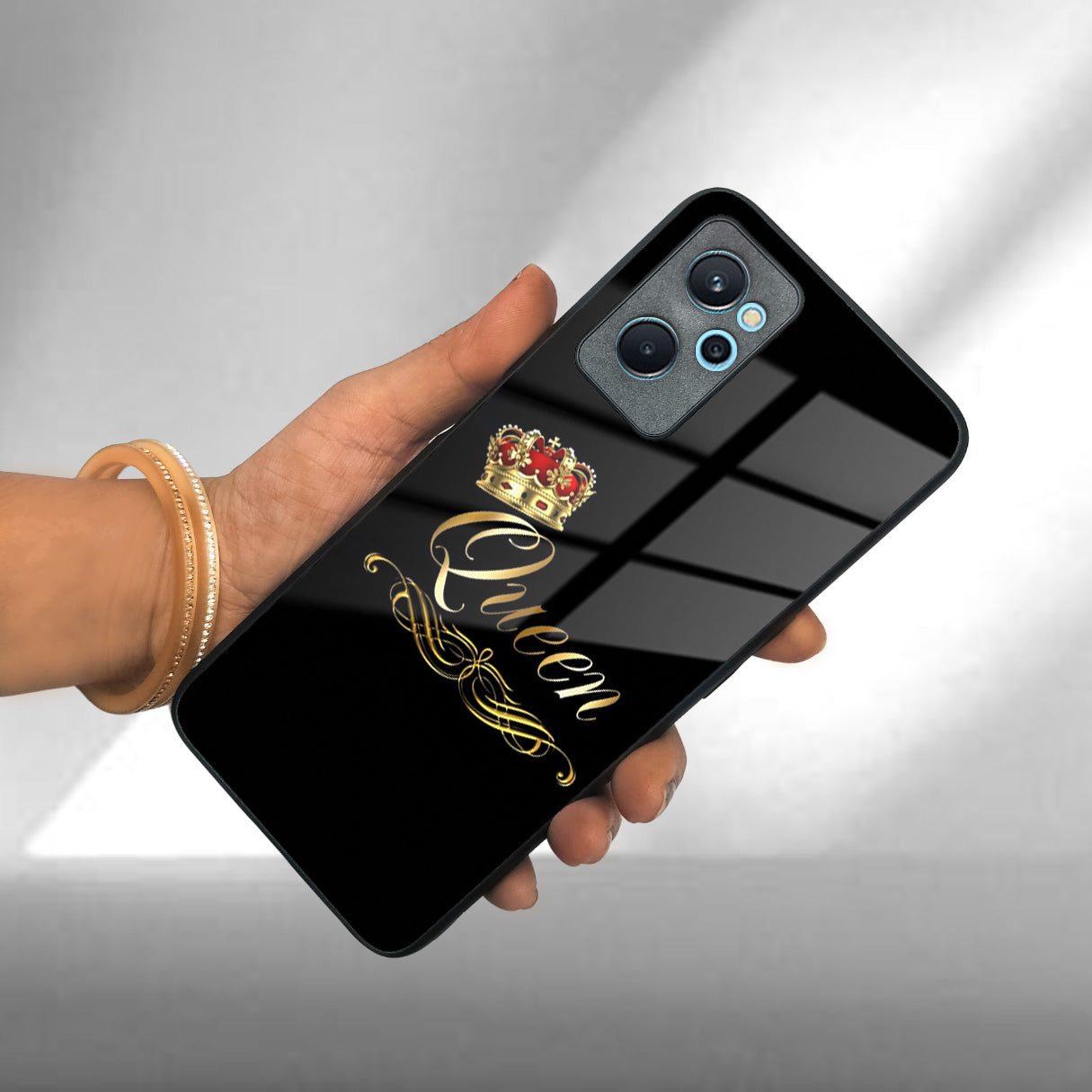 Cute Queen With Crown Glass Case For Realme/Narzo