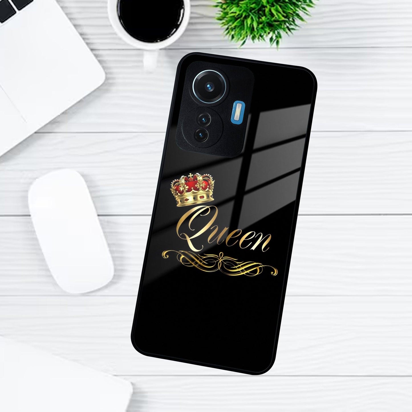 Cute Queen With Crown Glass Case For Vivo