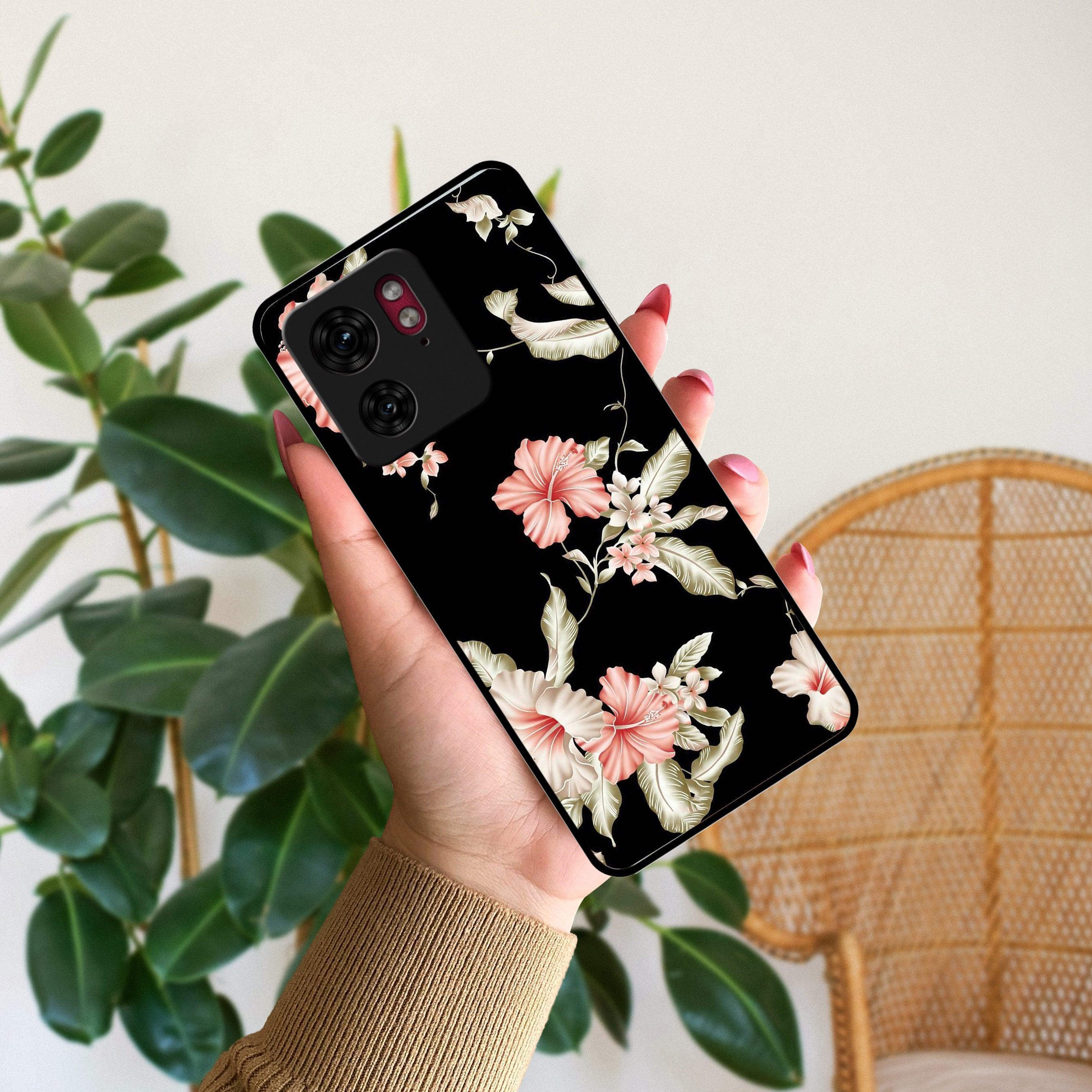 Retro Floral Glossy Metal Case Cover For Motorola - ShopOnCliQ