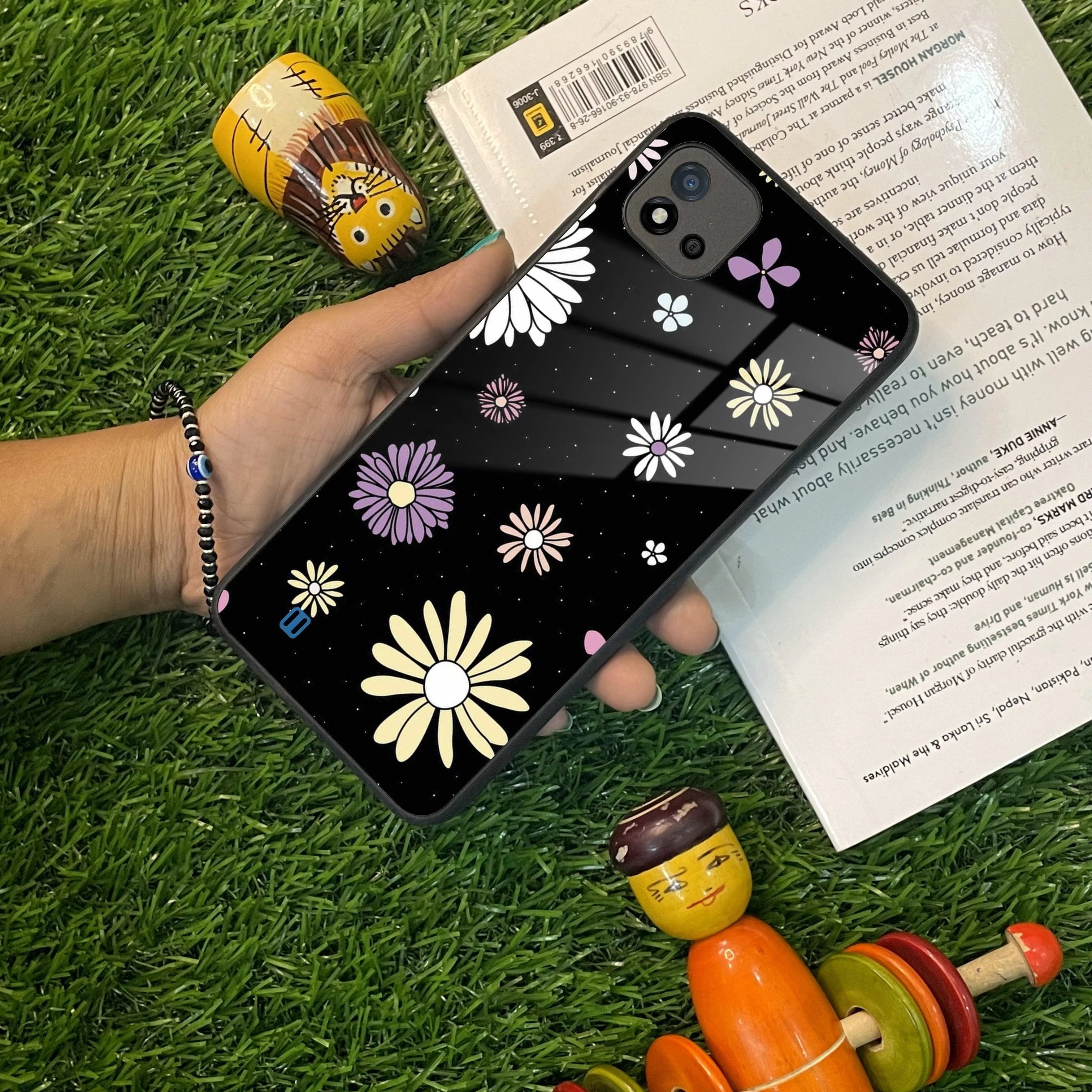 Seamless Floral Print Glass Case Cover For Realme/Narzo - ShopOnCliQ