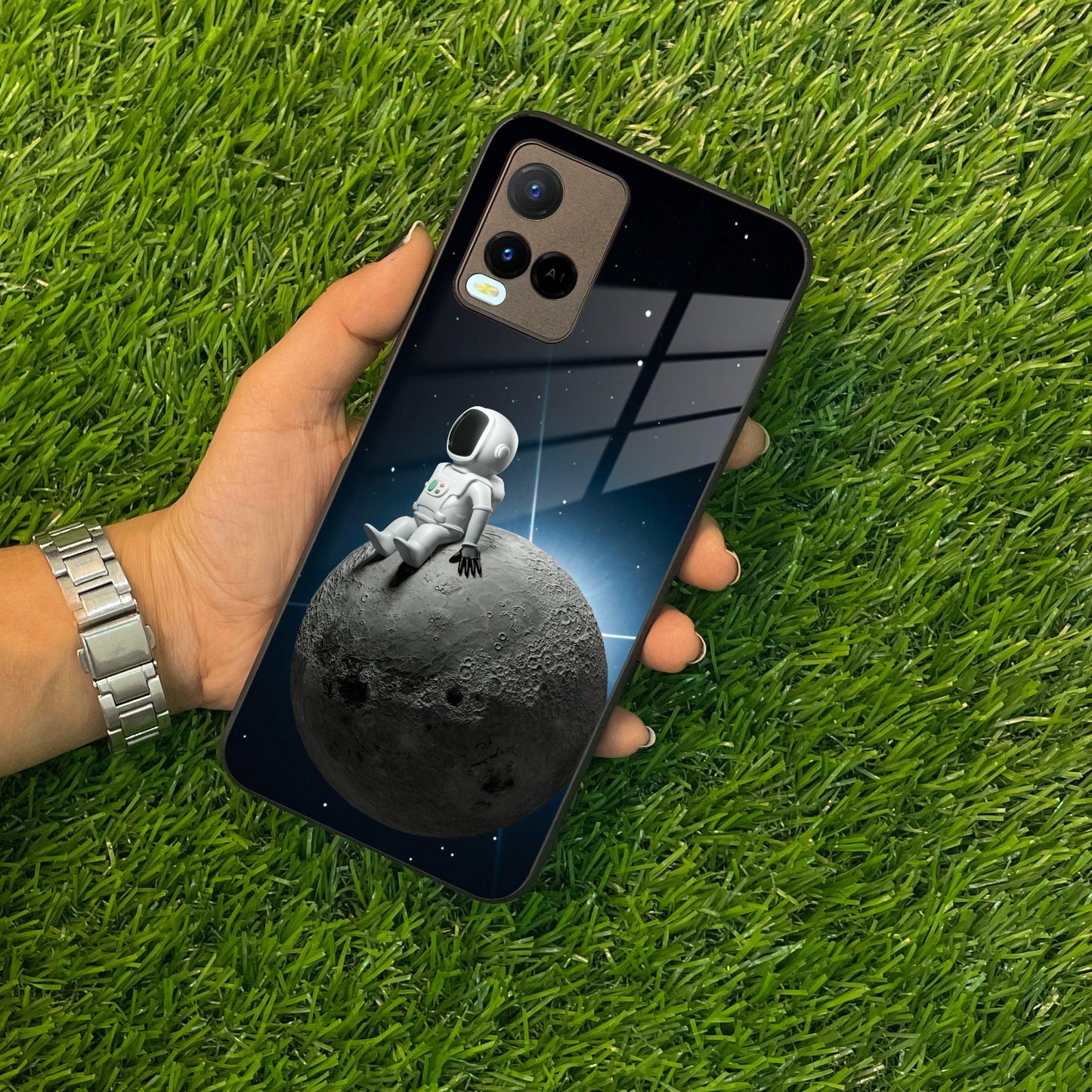 Astronod Moon Glass Case Cover For Vivo