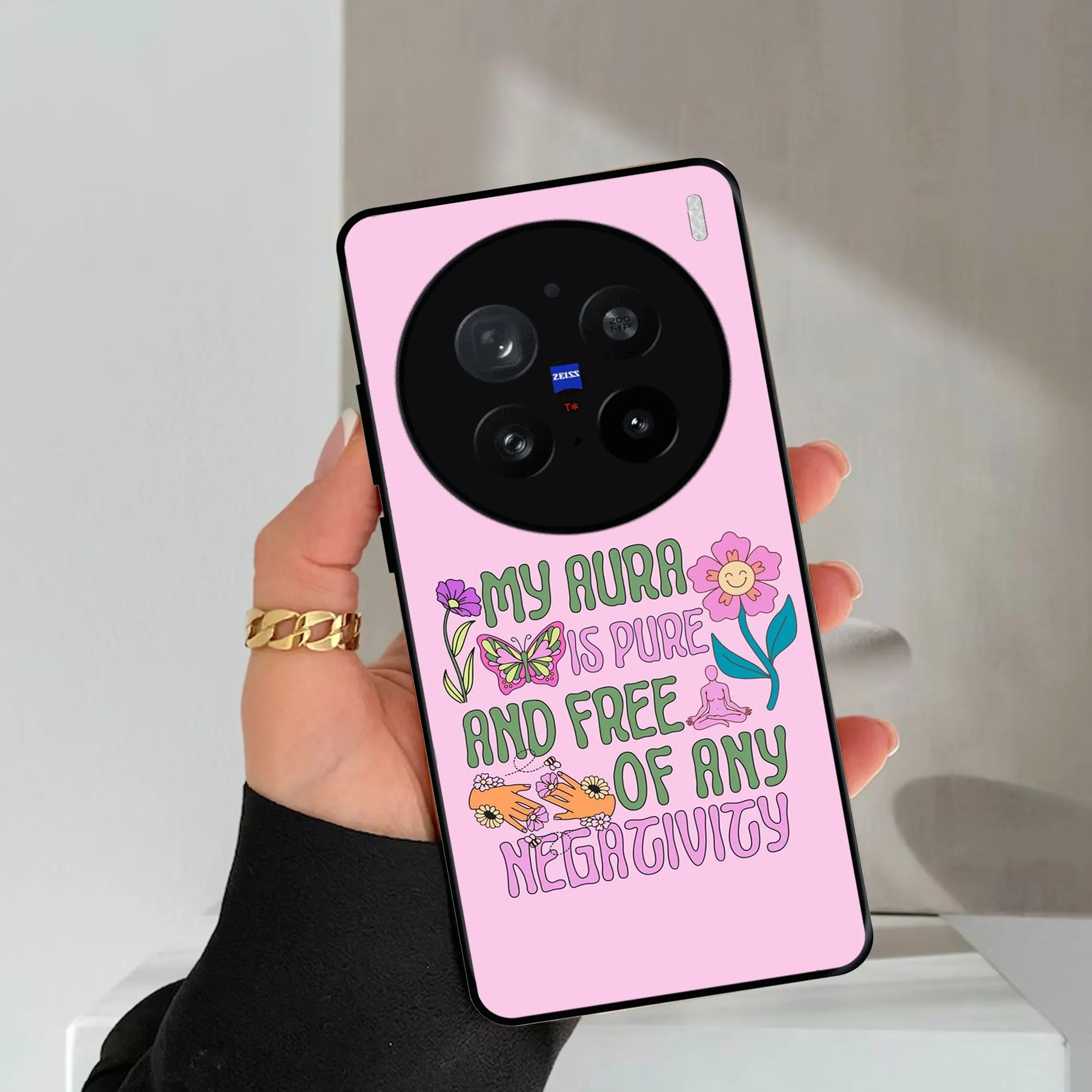 Aura Is Pure Glossy Metal Case Cover For Vivo - ShopOnCliQ