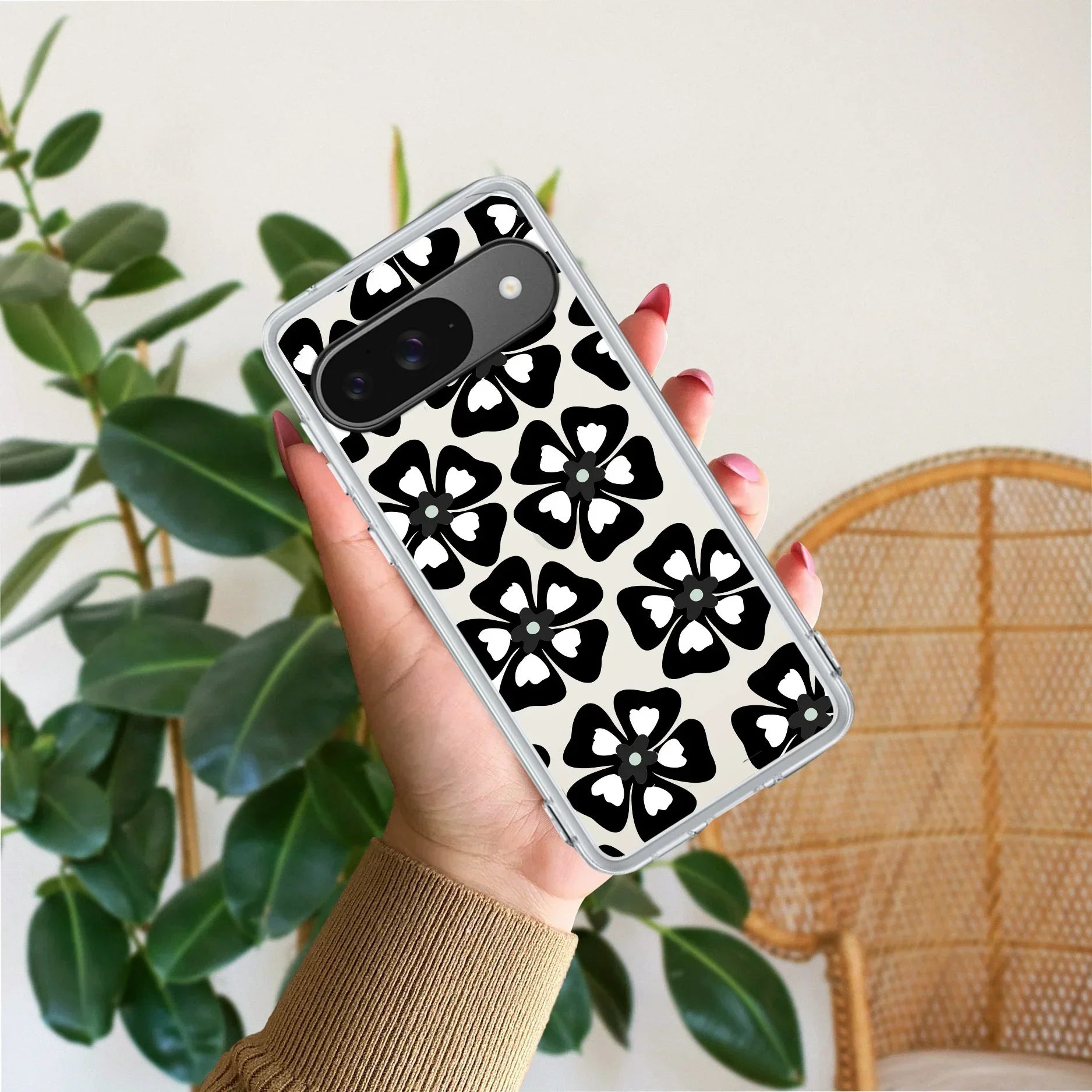 Black and White Flower Transparent Silicon case For Google Pixel 9