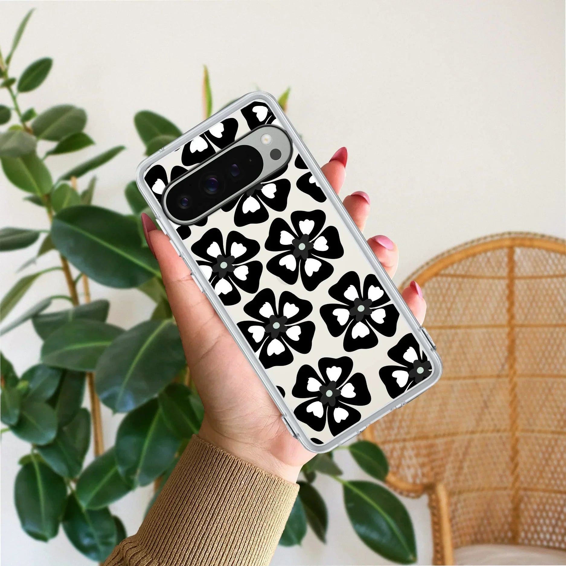 Black and White Flower Transparent Silicon case For Google Pixel 9 Pro XL