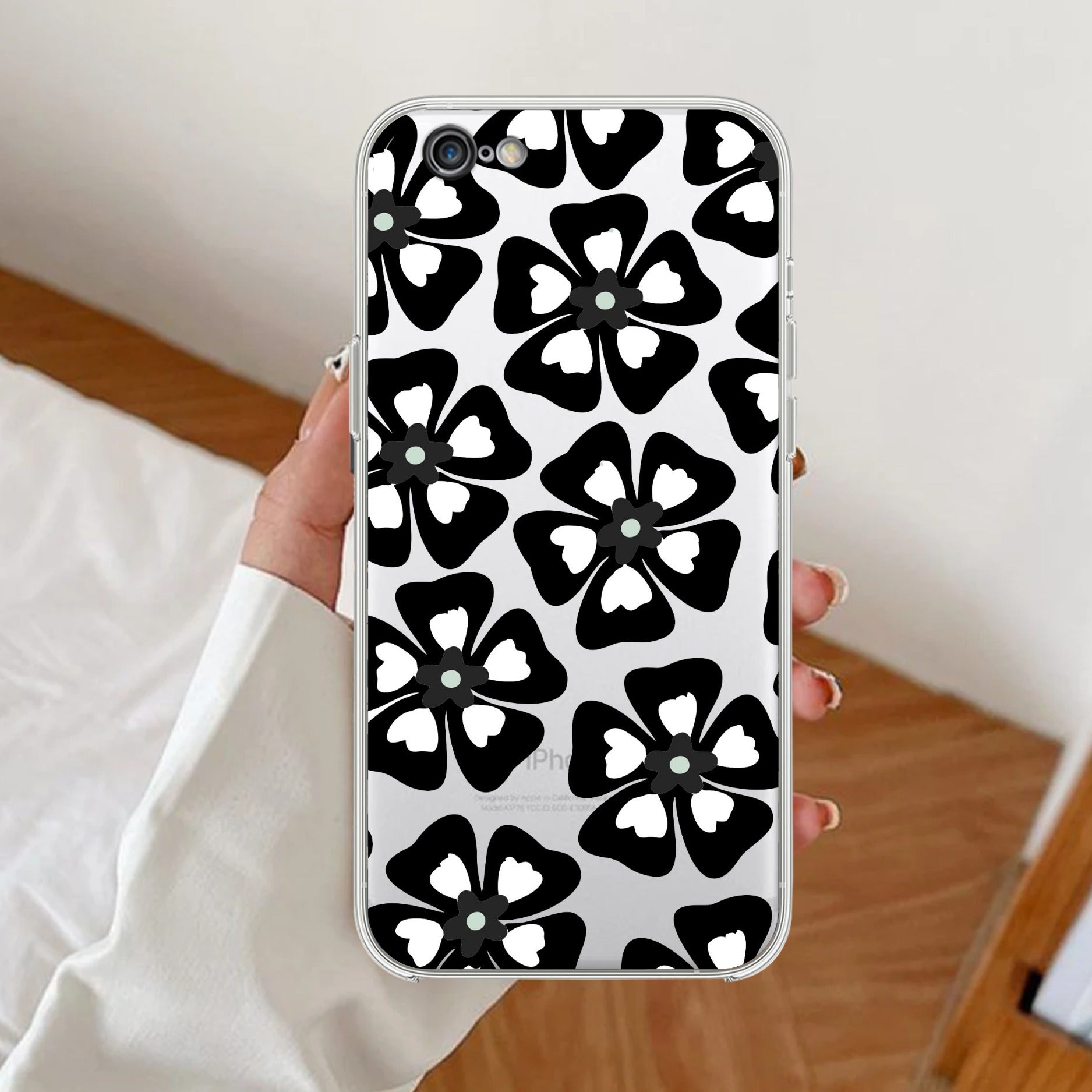 Black and White Flower Transparent Silicon case For iPhone 7 / iPhone 8 / iPhone Se 2020