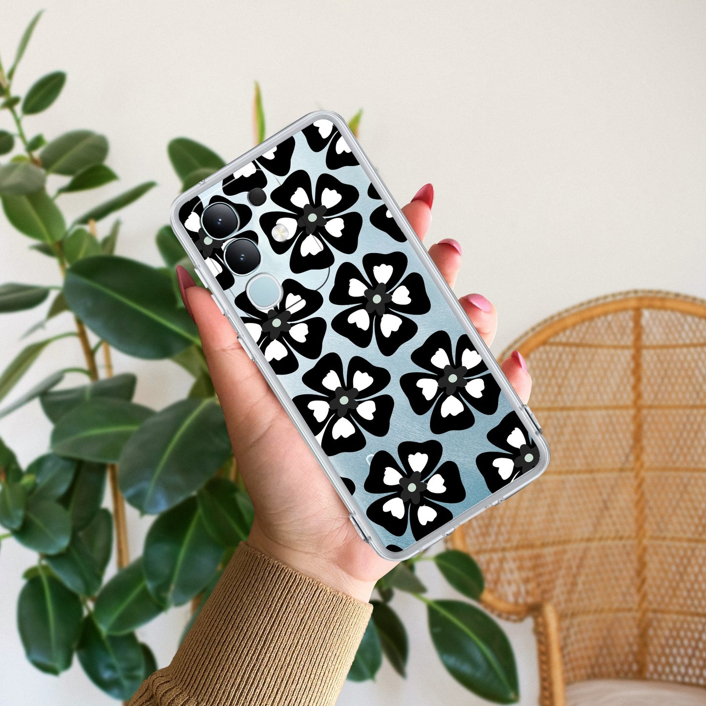Black and White Flower Transparent Silicon case For iQOO