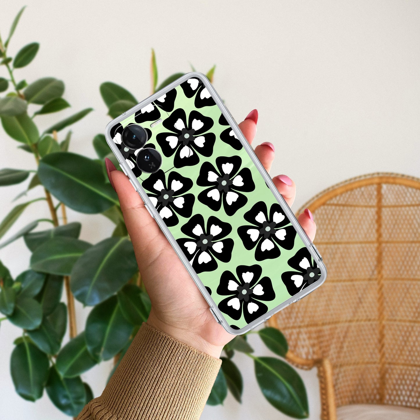 Black and White Flower Transparent Silicon case For iQOO