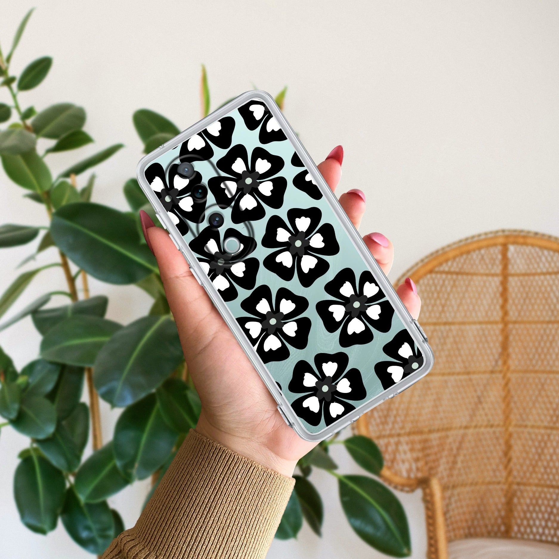 Black and White Flower Anti Yellow Case For Vivo V40 5G