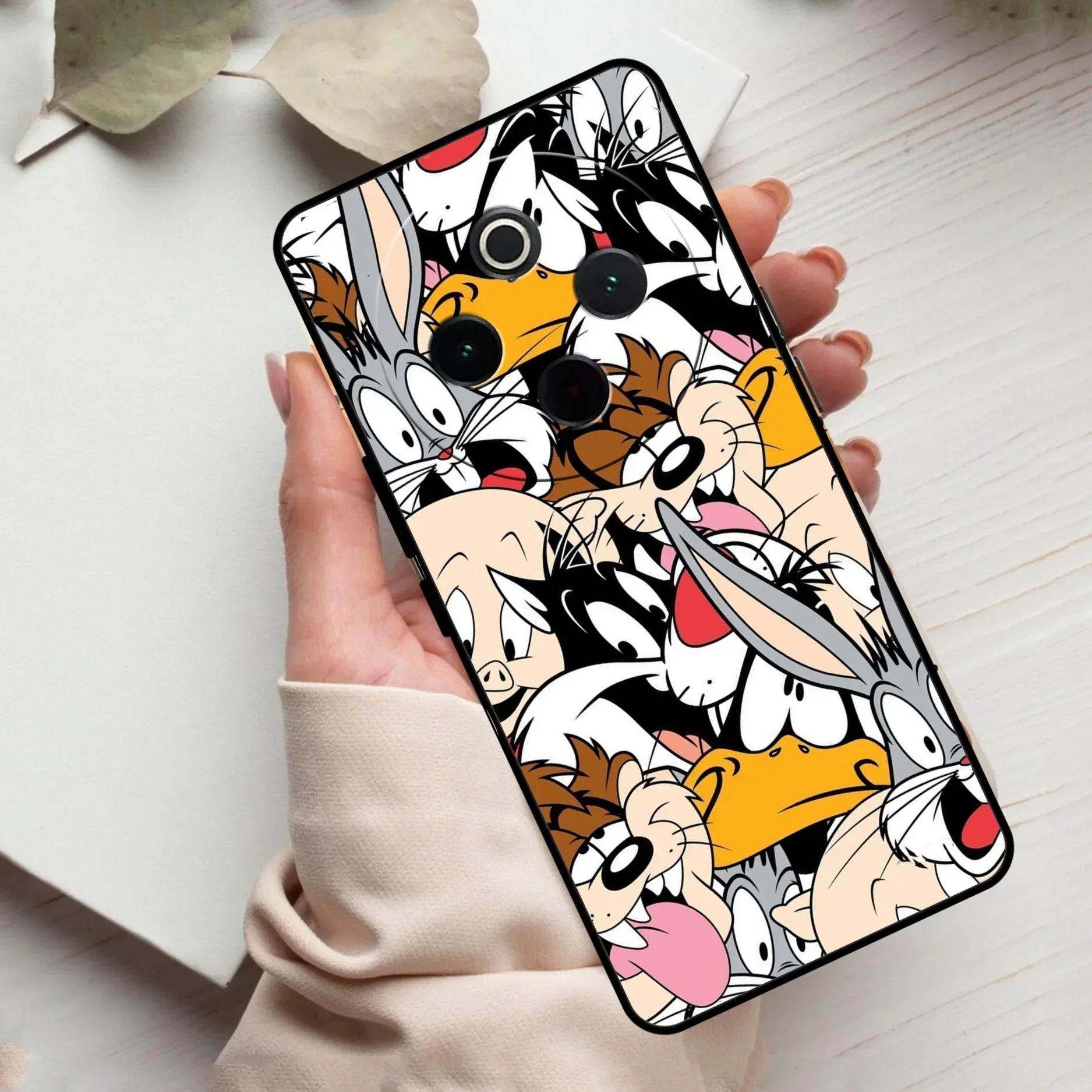 Cute Bugs Bunny Glass Case Cover For Vivo - ShopOnCliQ