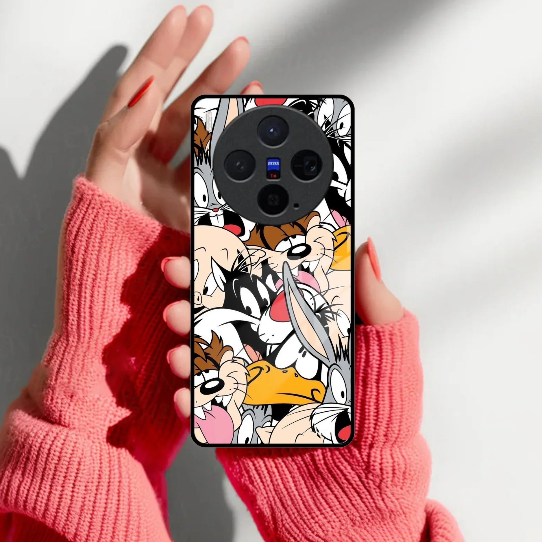 Cute Bugs Bunny Glass Case Cover For Vivo