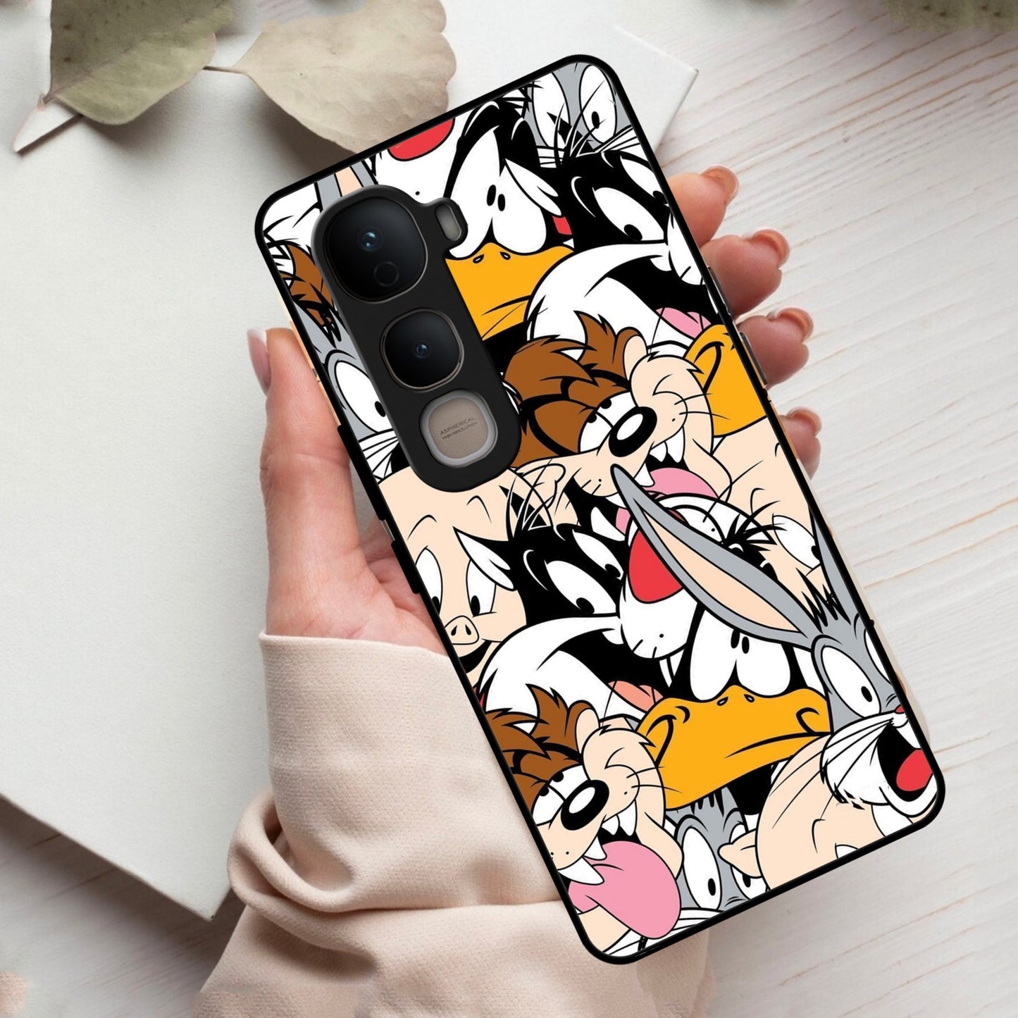 Cute Bugs Bunny Glass Case Cover For Vivo