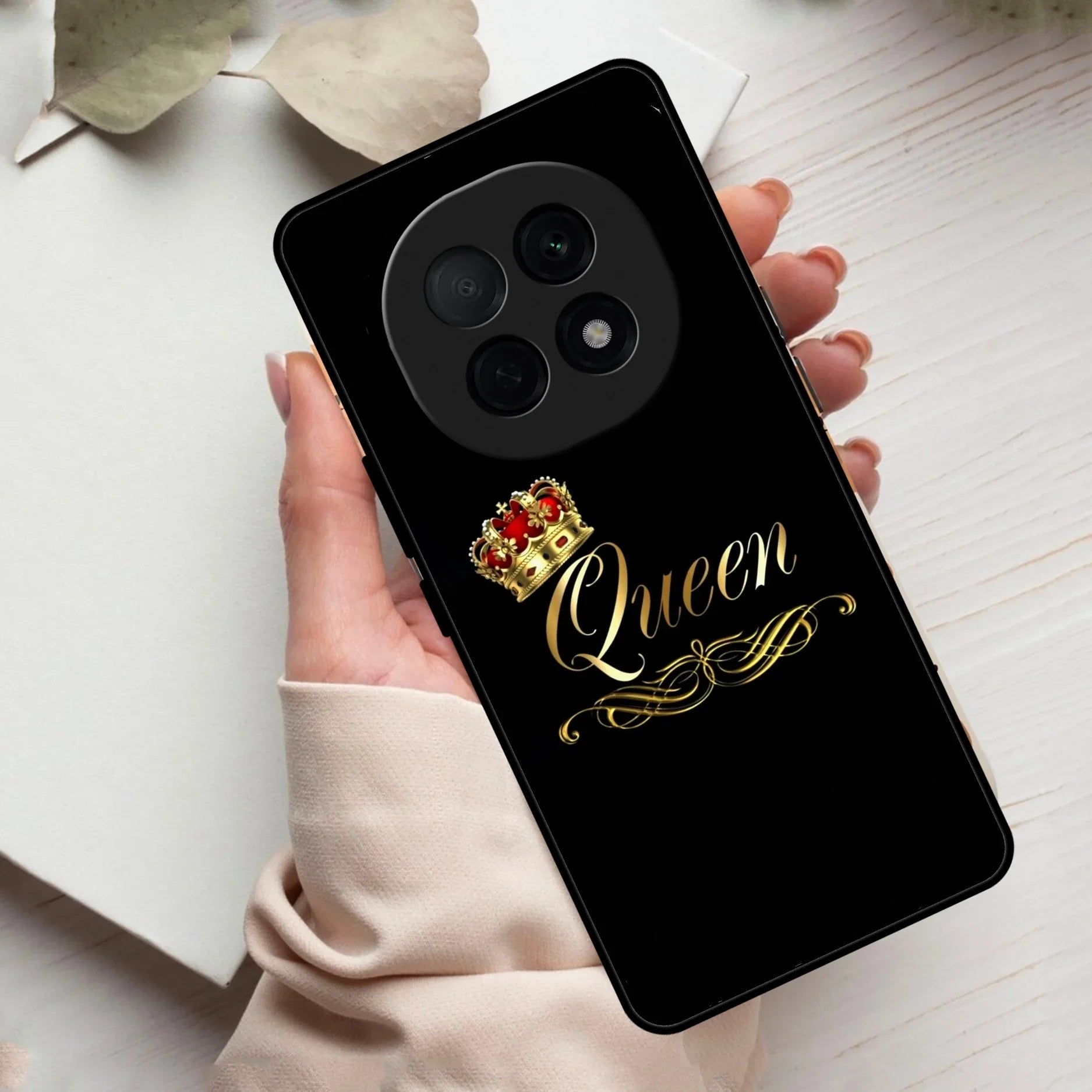 Cute Queen With Crown Glass Case For Oppo - ShopOnCliQ