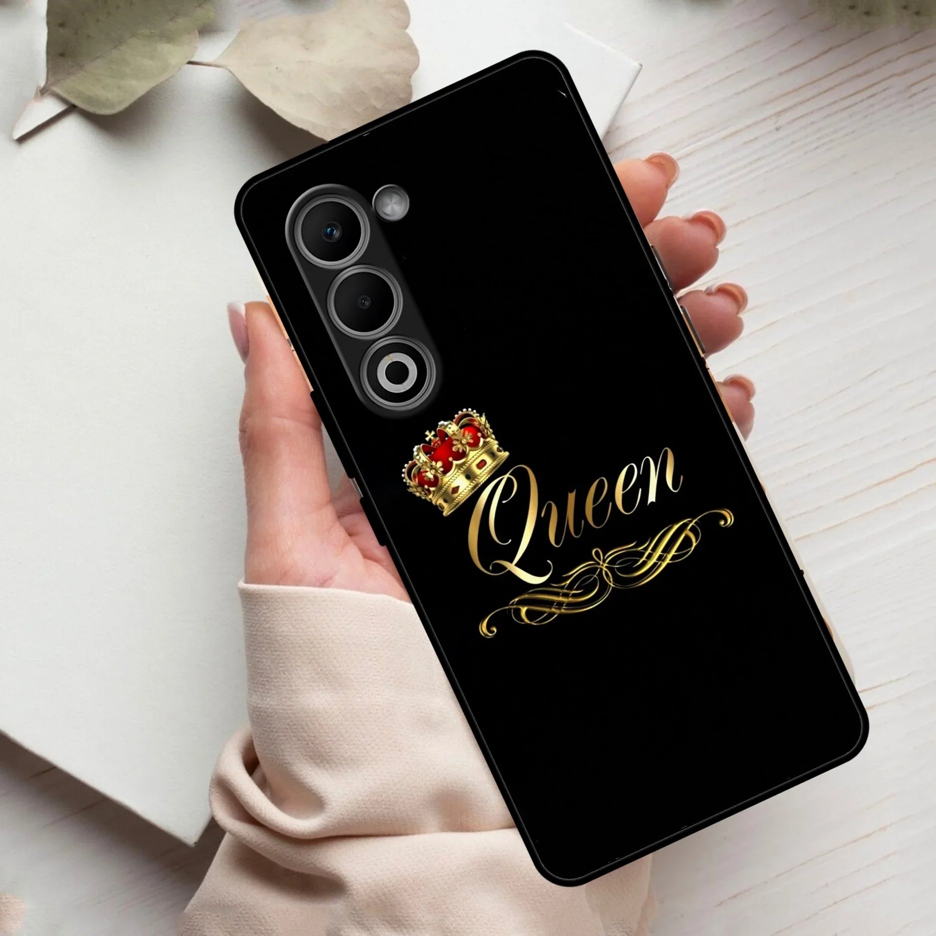 Cute Queen With Crown Glass Case For Oppo - ShopOnCliQ