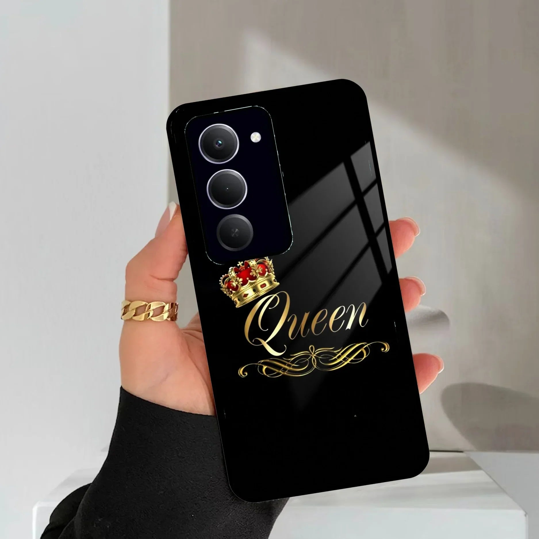 Cute Queen With Crown Glass Case For Redmi/Xiaomi - ShopOnCliQ