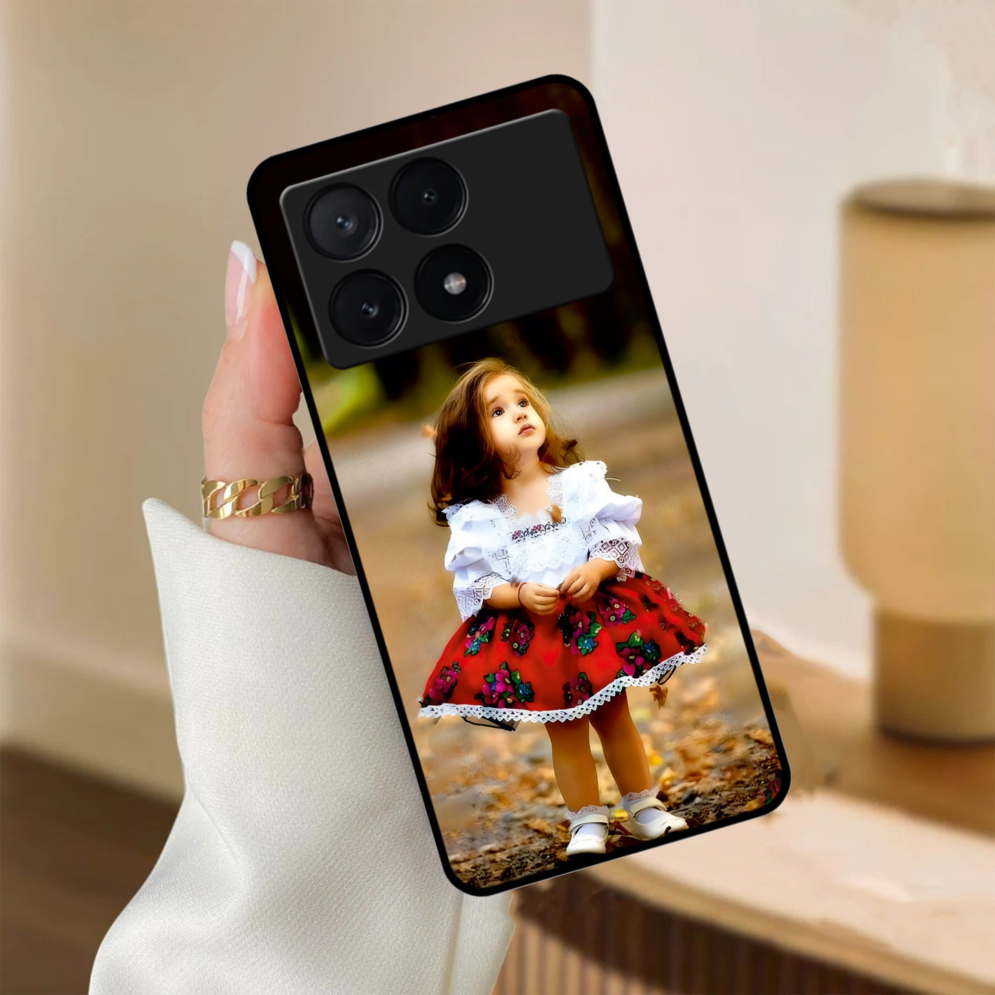 Doll Design Glossy Metal Case Cover For Poco