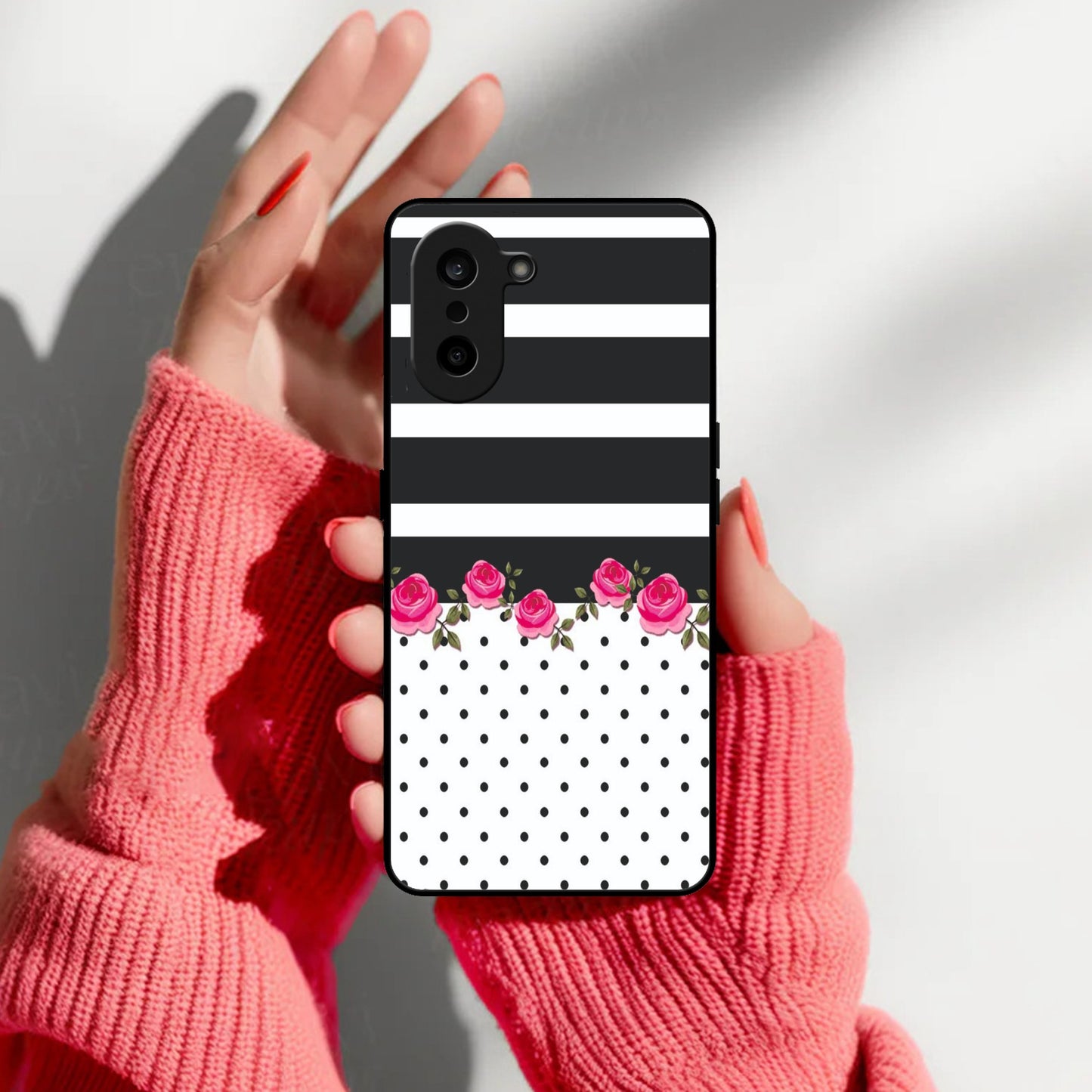 Elegant Rose Parad Glass Case Cover For Oneplus