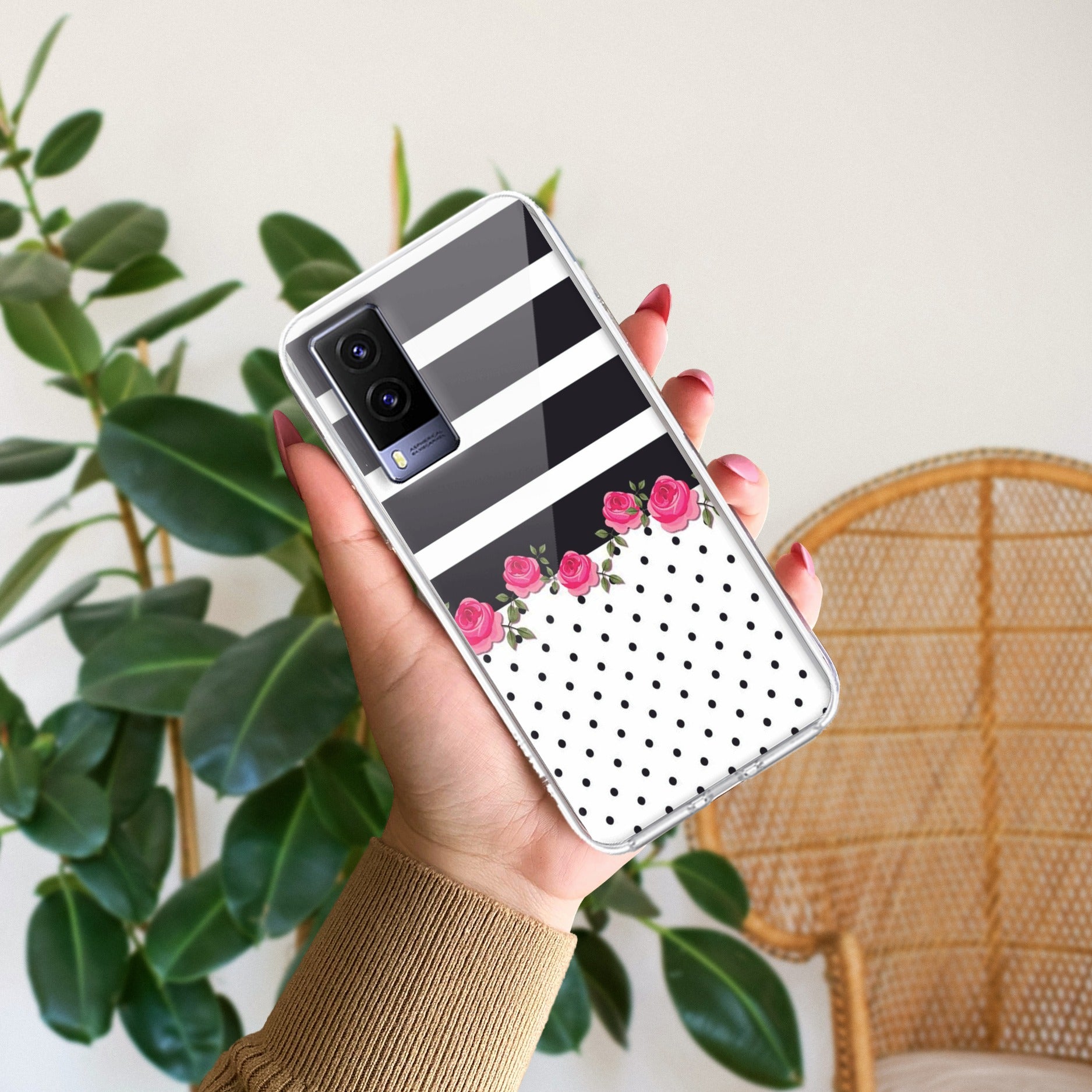 Elegant Rose Parad Transparent Silicon Case For Vivo V21e 5G