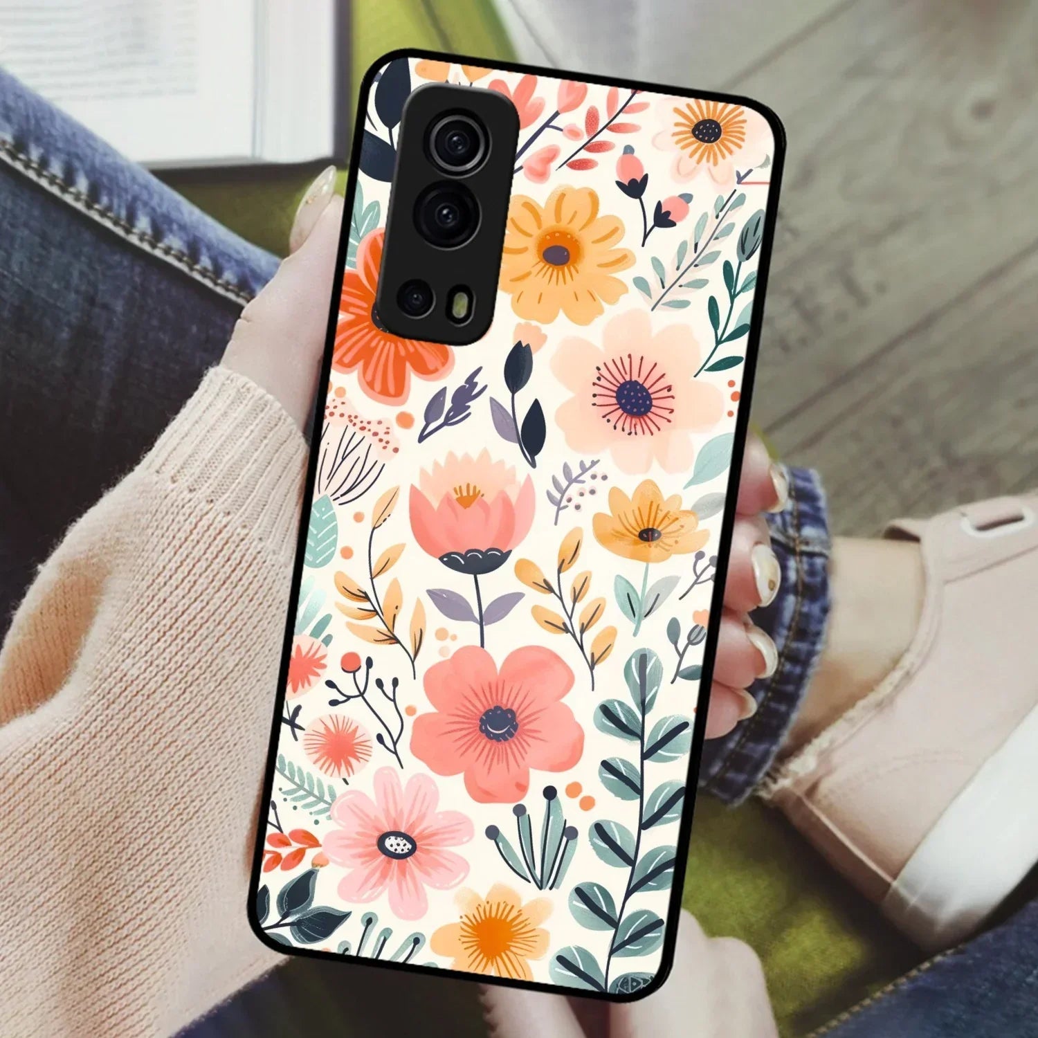 Garden of Delights Glass Case Cover For Vivo - ShopOnCliQ