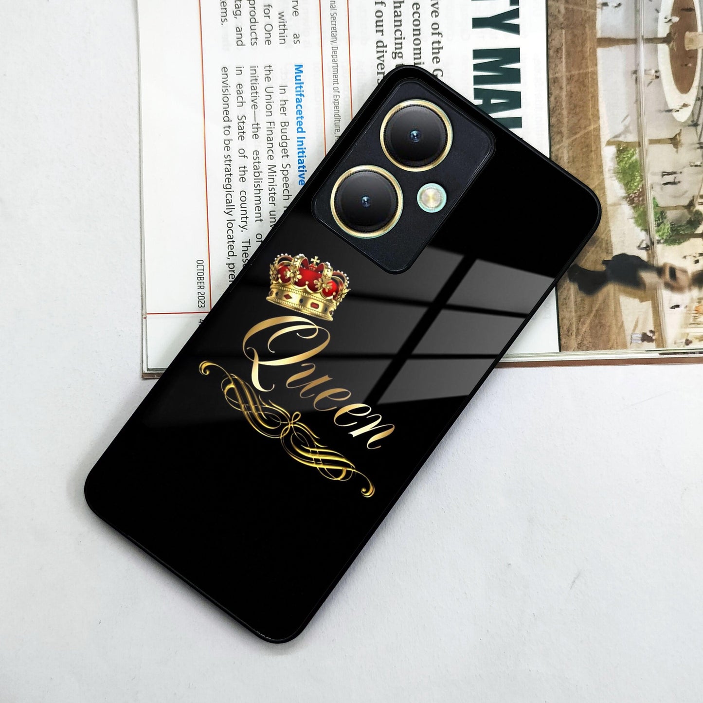 Cute Queen With Crown Glass Case For Vivo